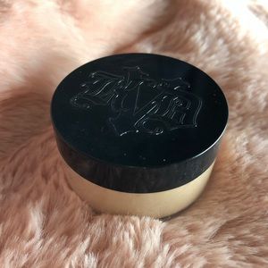 Kat Von D Lock-It Brightening Under-eye Powder